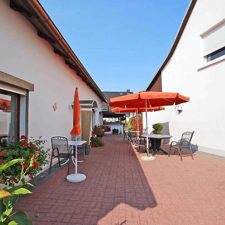 Ferienwohnungen Rheinsberg See 9830 外观 照片