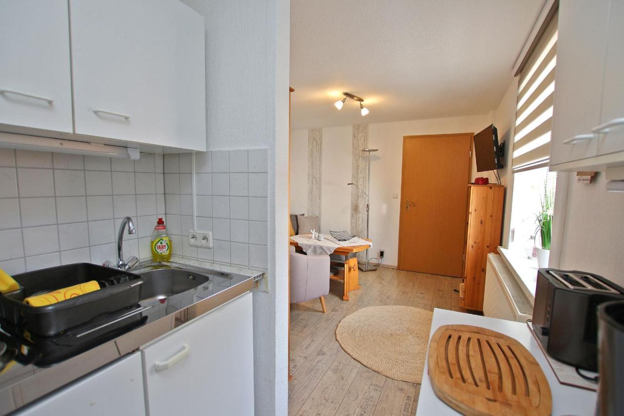 Ferienwohnungen Rheinsberg See 9830 外观 照片