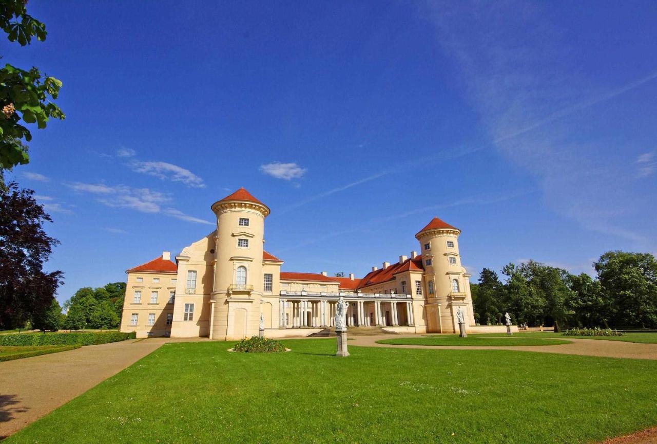 Ferienwohnungen Rheinsberg See 9830 外观 照片